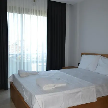 Ayayorgi Süper Lüks Havuzlu *