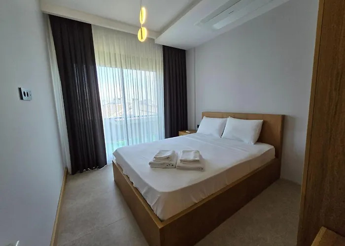 Ayayorgi Süper Lüks Havuzlu * Çeşme